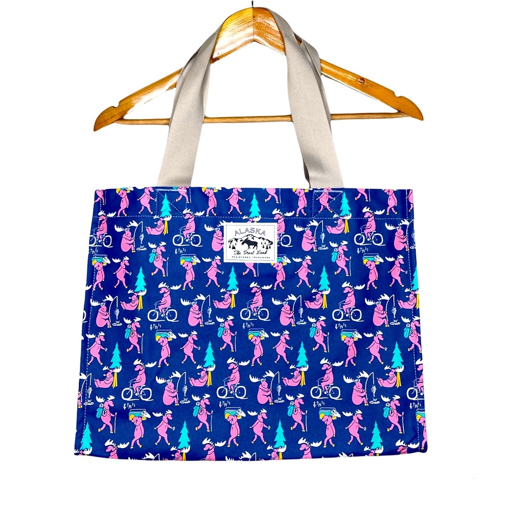 New Alaska Moose Detail Insulated Zippered Large Tote